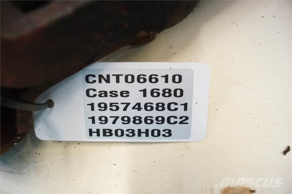 CASE 1680 Combine Attachments