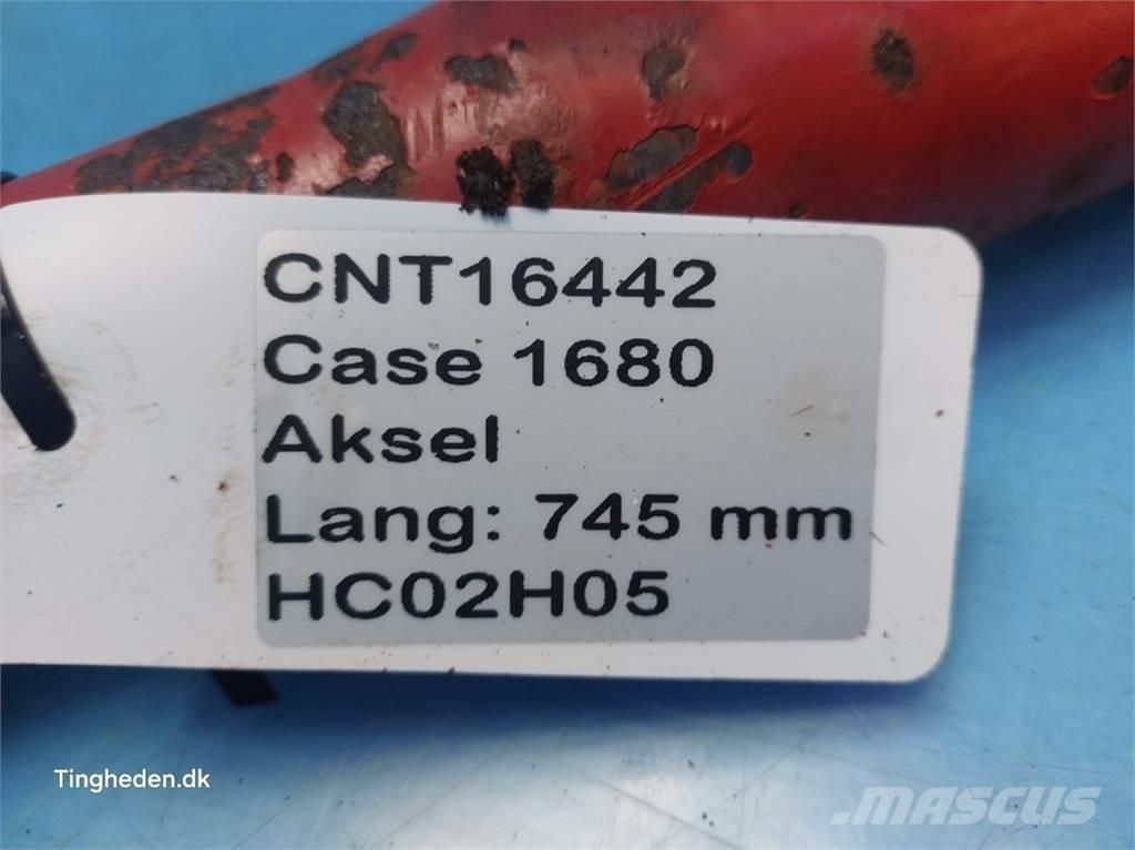 CASE 1680 Combine Attachments