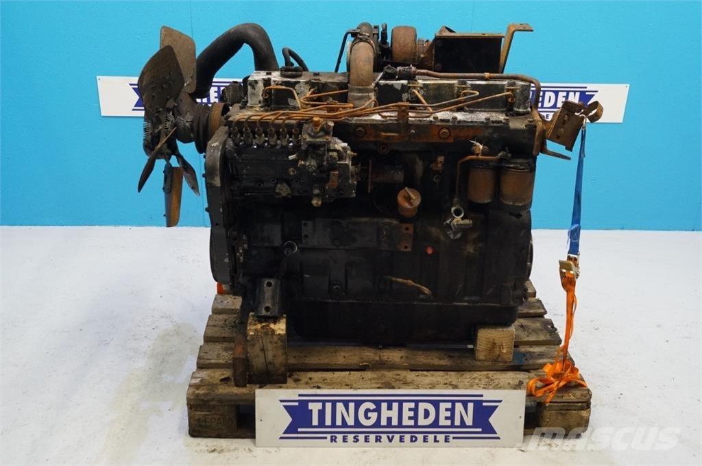 CASE 7130 Engines