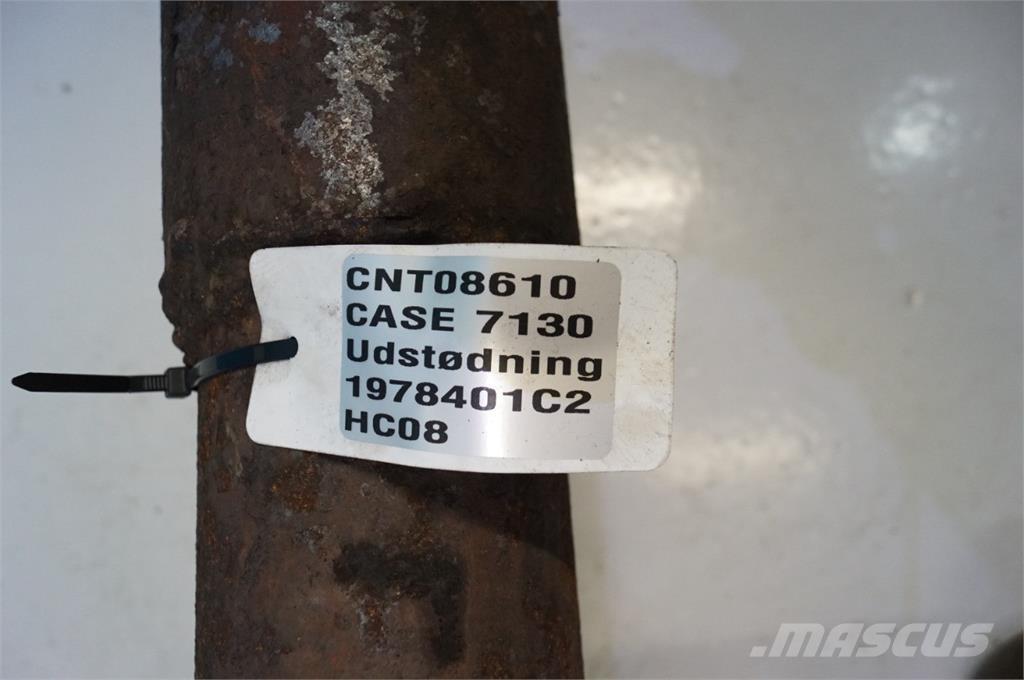 CASE 7130 Engines