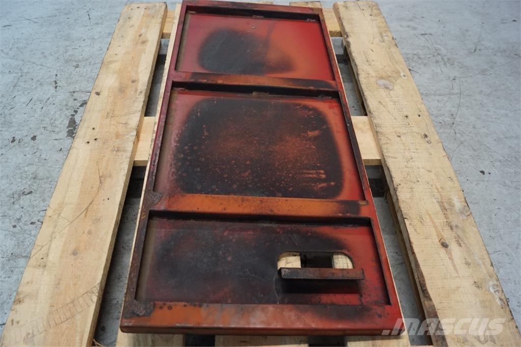 CASE 8010 Farm Equipment - Others