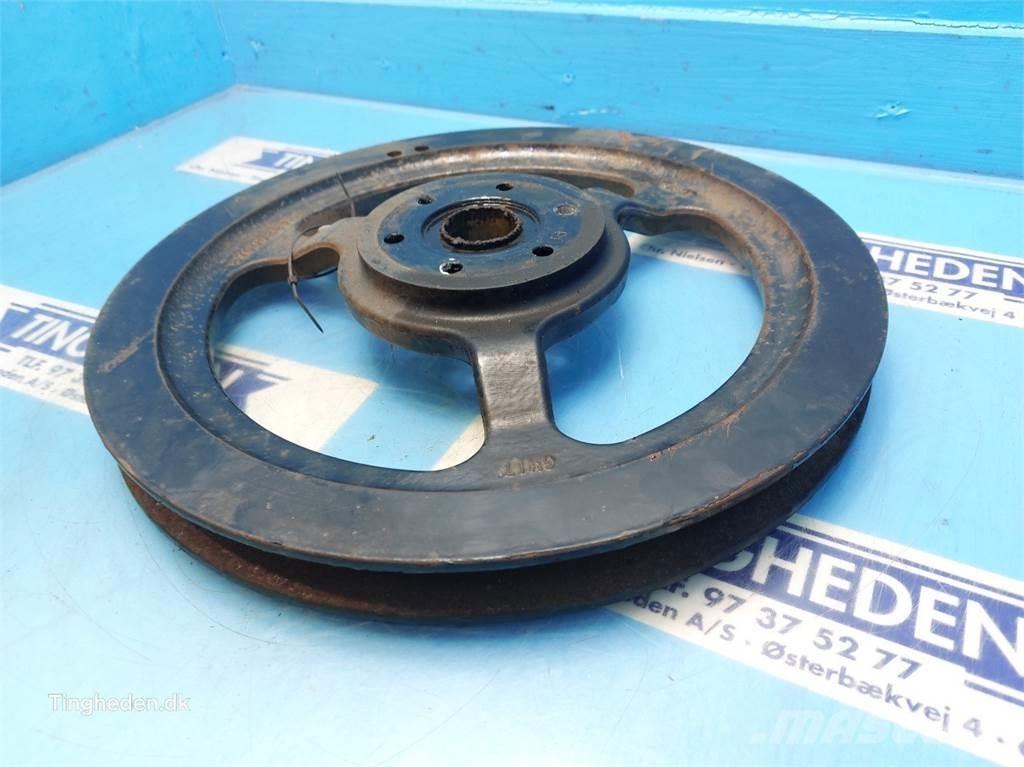 CASE 8010 Farm Equipment - Others