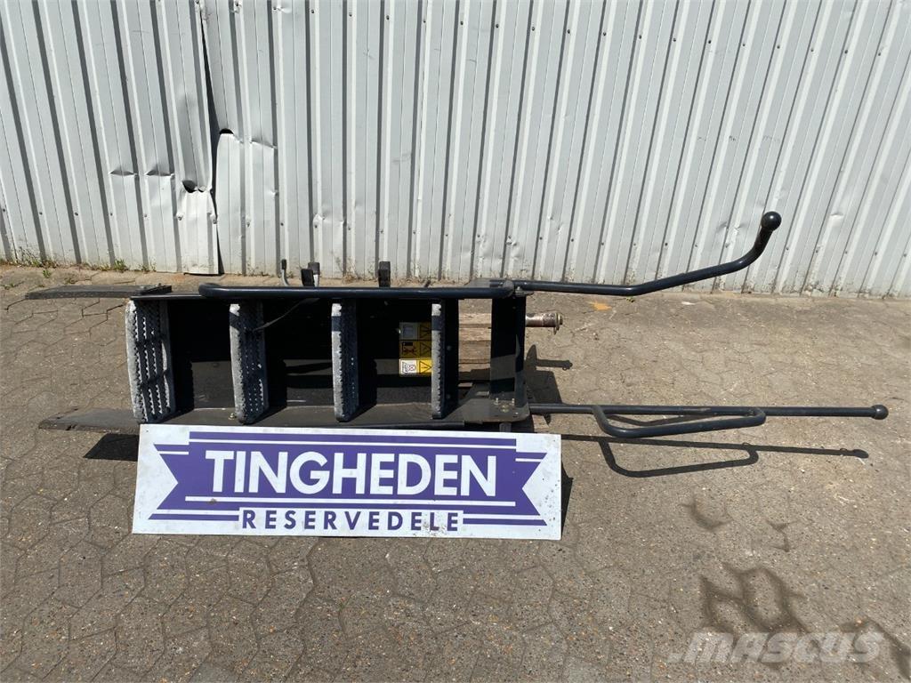 CASE 9230 Farm Equipment - Others