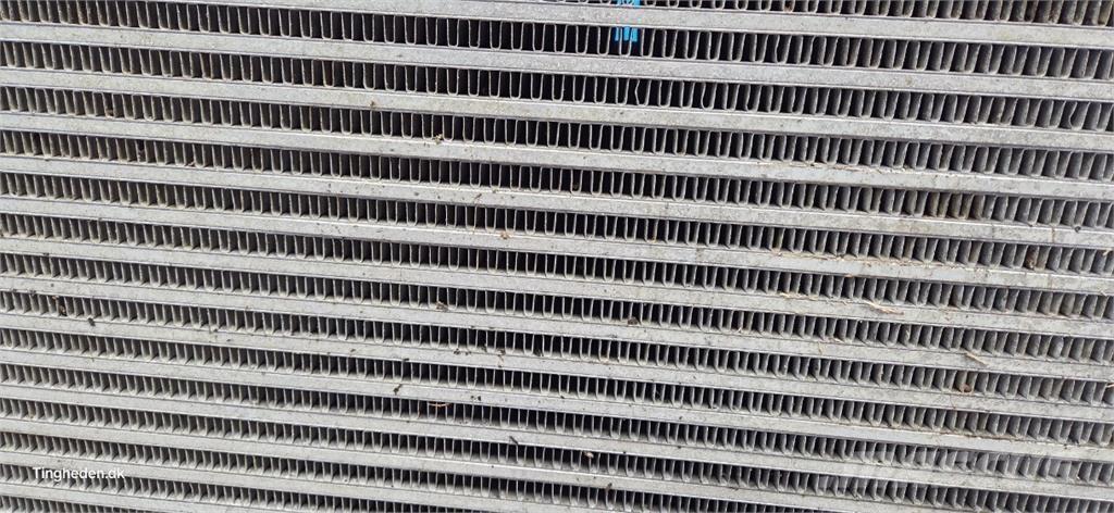 CASE 9240 Radiators