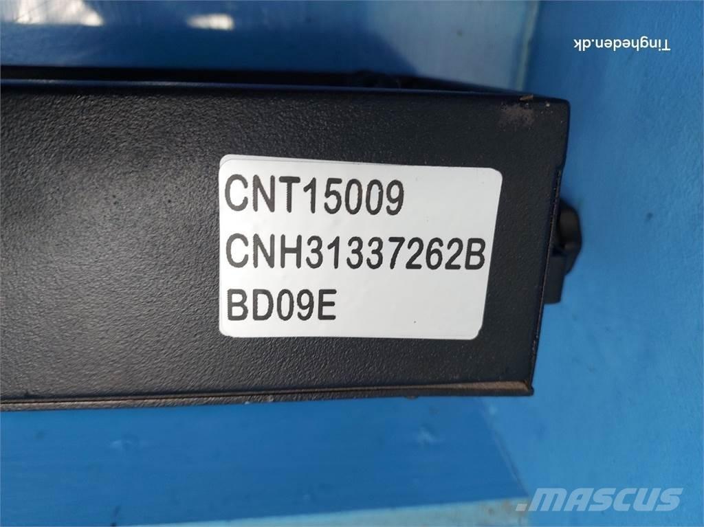 CASE CF80 Electronics