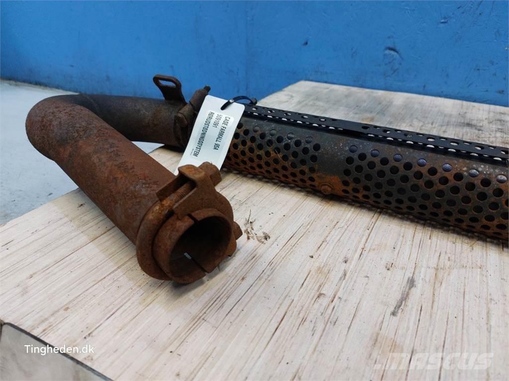 CASE Farmall 95A Engines