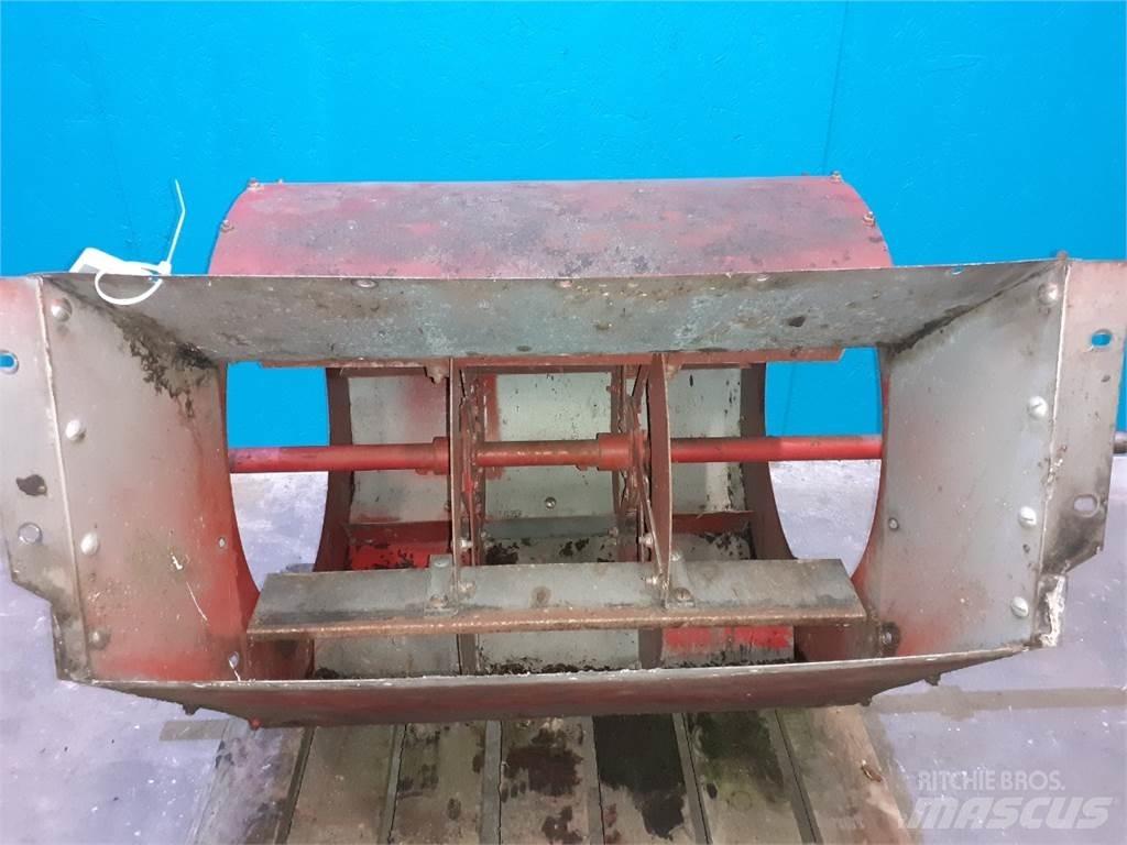 Case IH 1620 Sand And Salt Spreaders