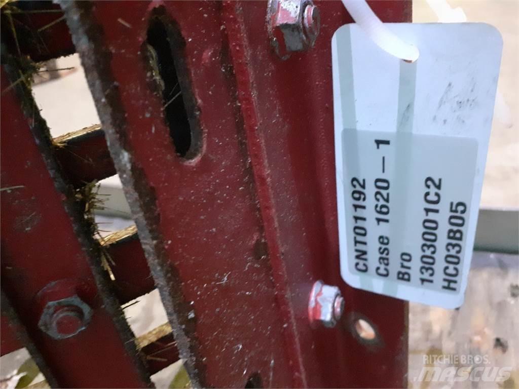 Case IH 1620 Combine Attachments