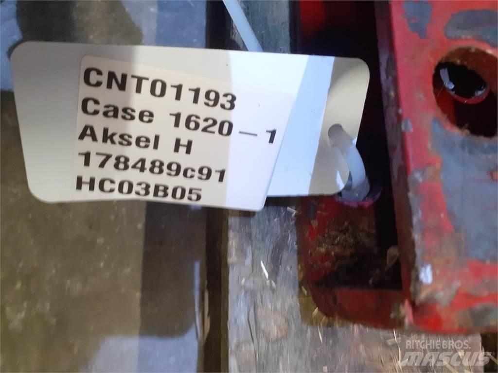 Case IH 1620 Combine Attachments