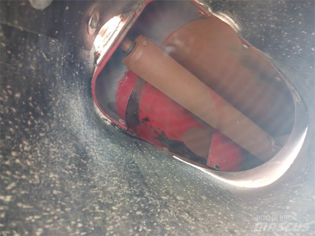 Case IH 1640 Combine Attachments