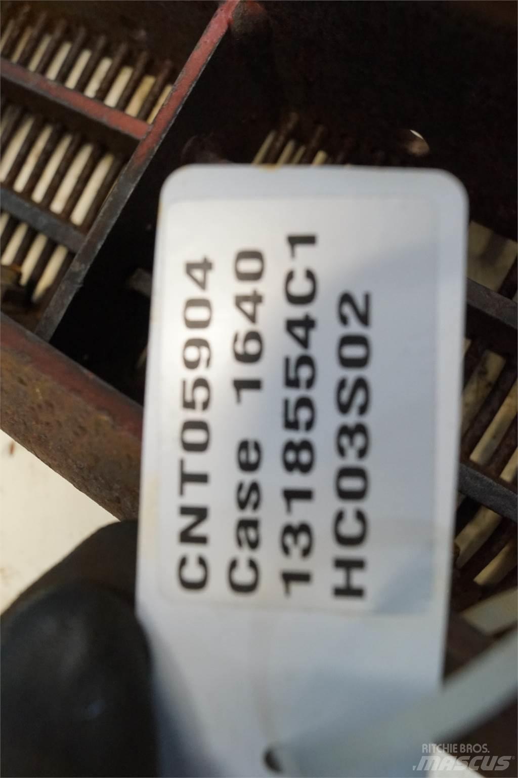 Case IH 1640 Combine Attachments