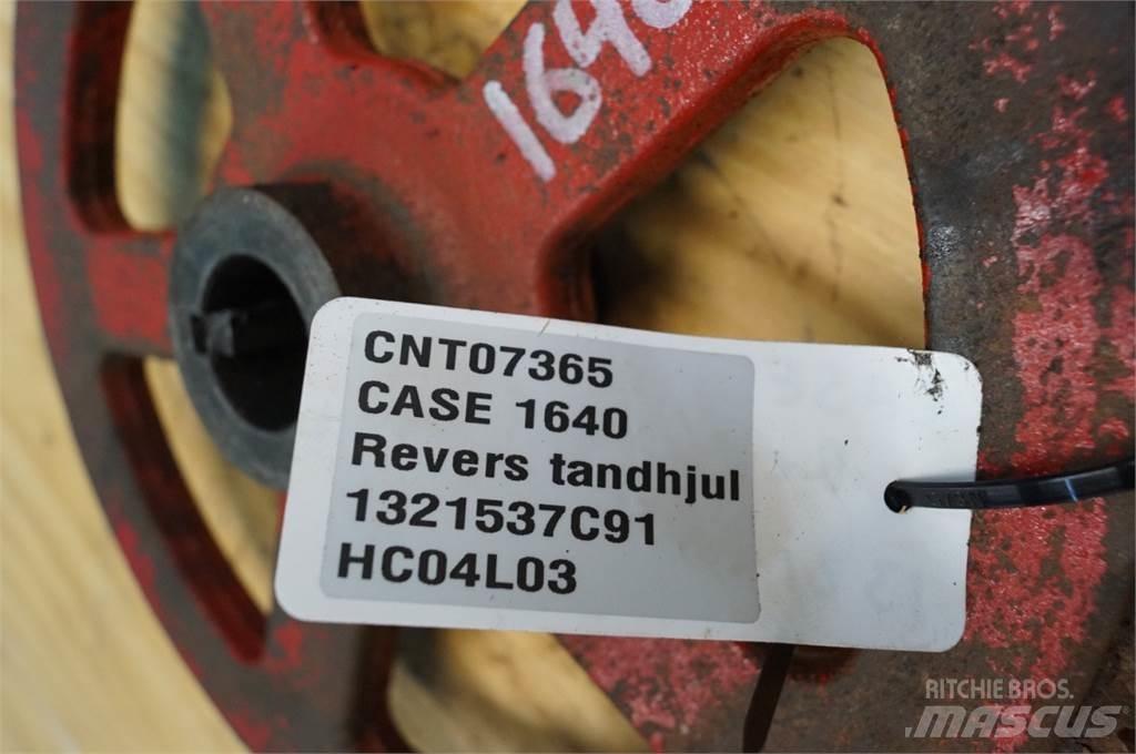 Case IH 1640 Farm Equipment - Others
