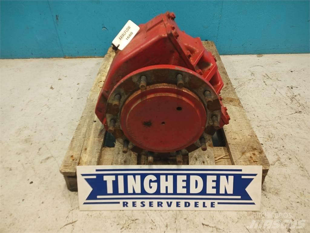 Case IH 1680 Combine Attachments