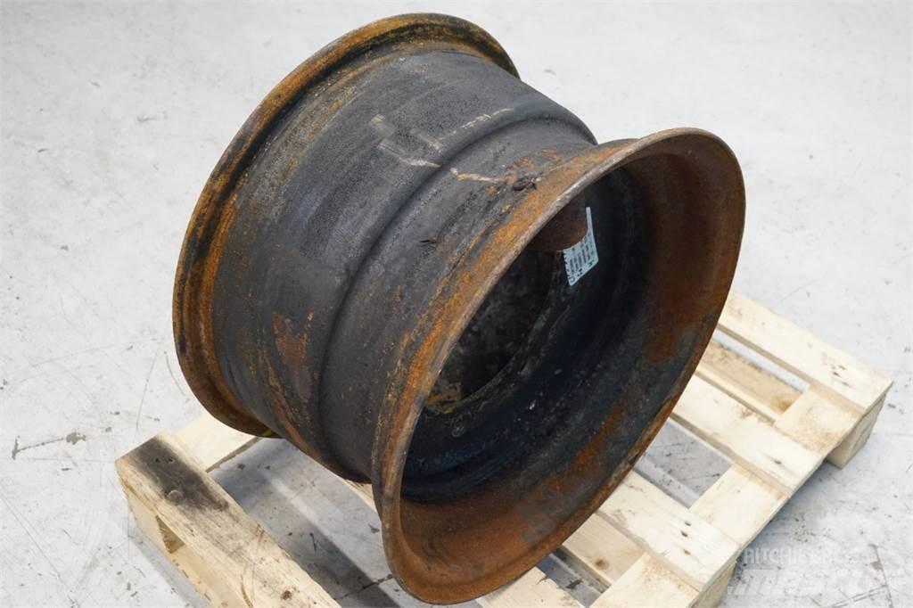 Case IH 525 Tires, wheels and rims