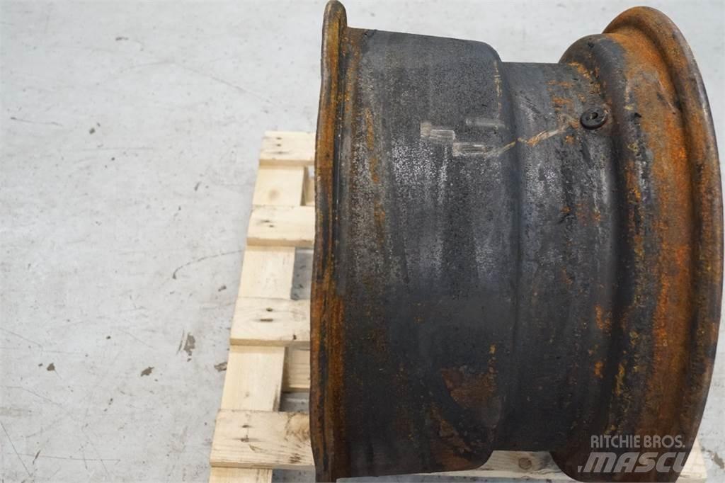Case IH 525 Tires, wheels and rims