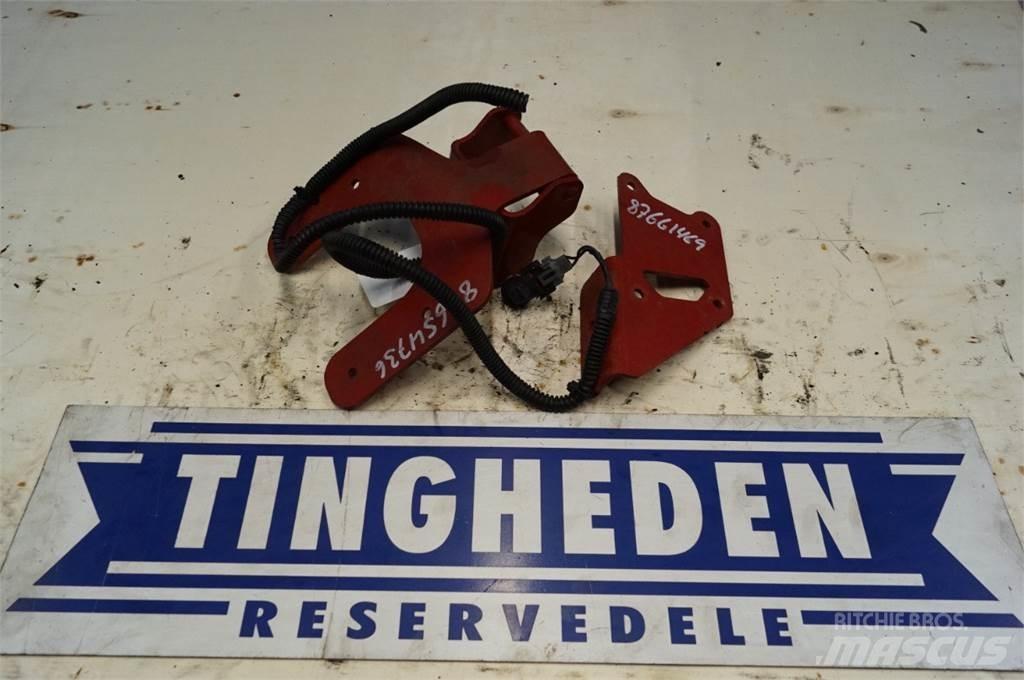 Case IH 7130 Farm Equipment - Others