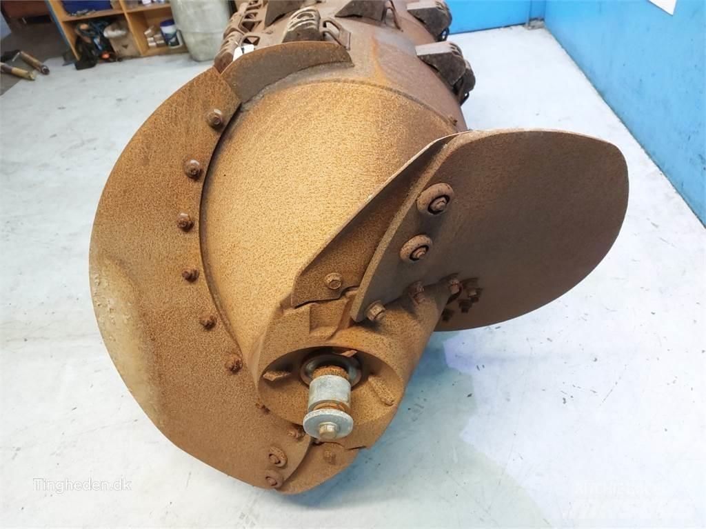 Case IH 8010 Combine harvester accessories