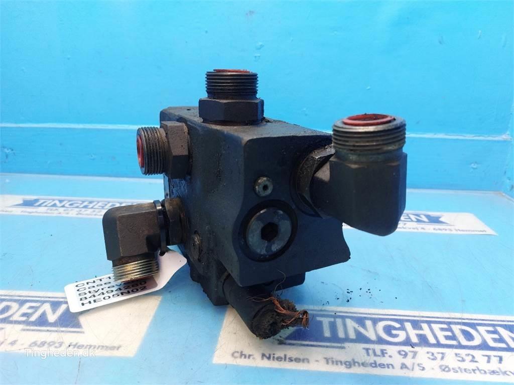 Case IH 821E Hydraulics