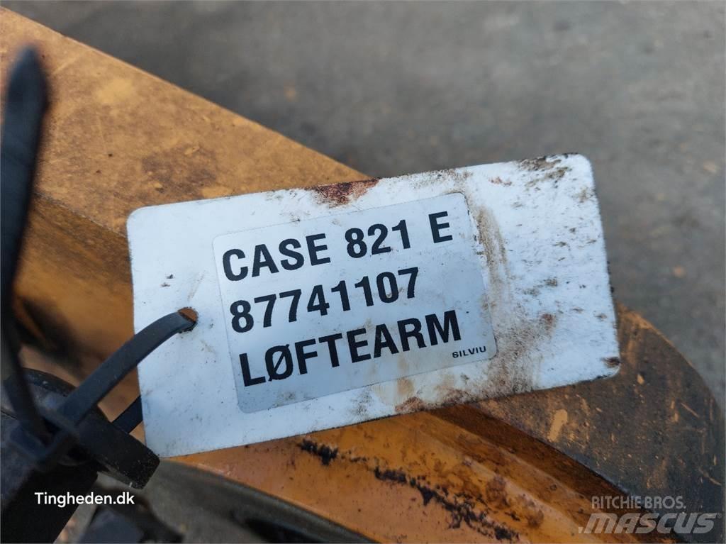 Case IH 821E Booms and dippers