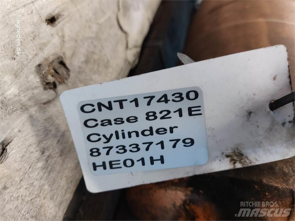 Case IH 821E Hydraulics