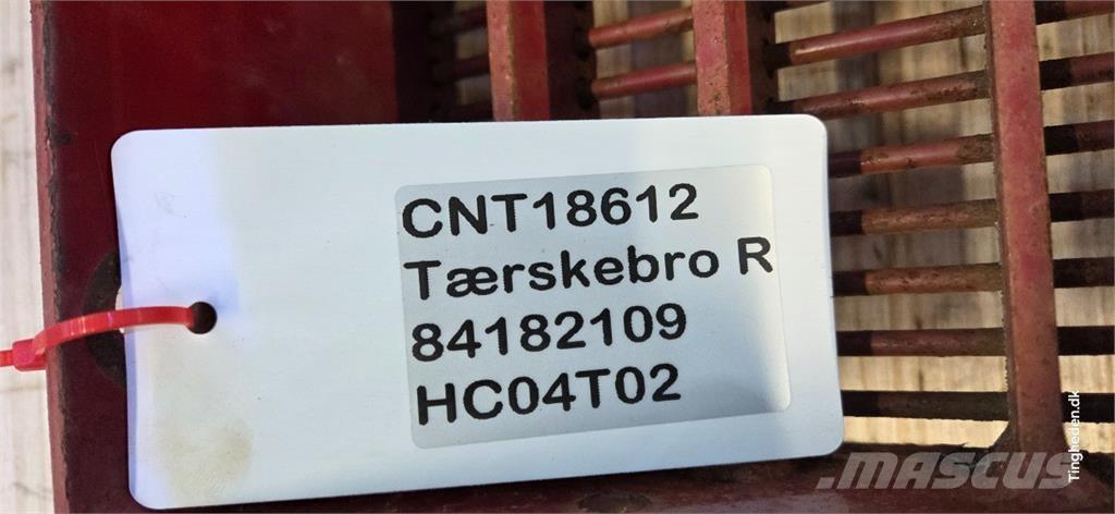 Case IH 9010 Combine Attachments