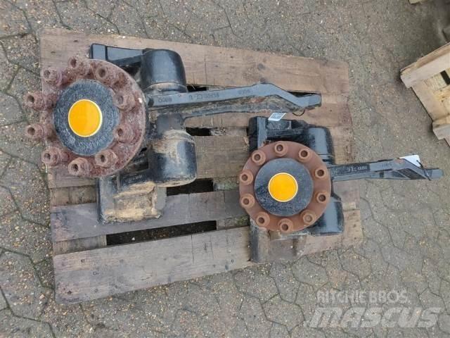 Case IH 9120 Combine Attachments