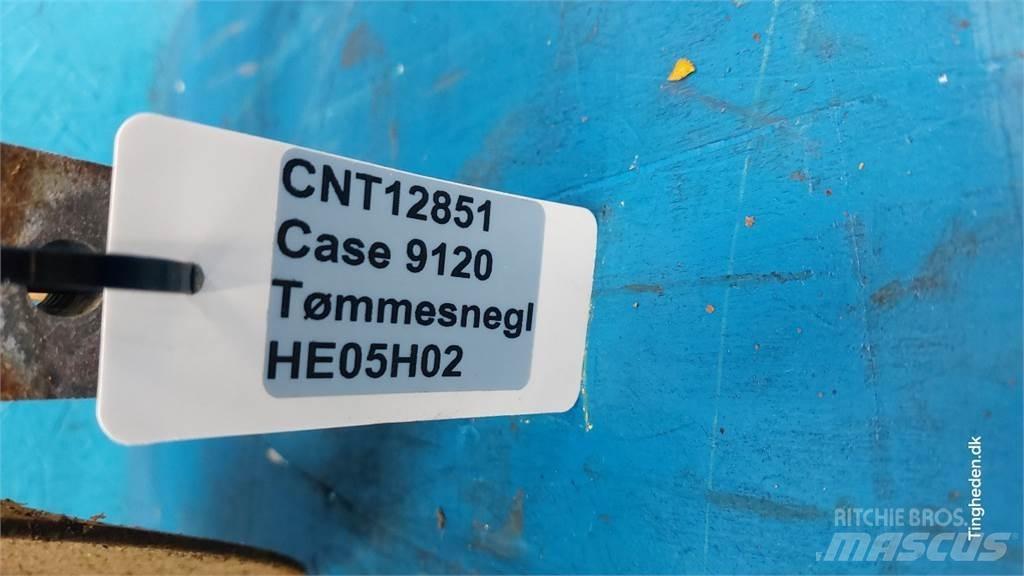Case IH 9120 Combine Attachments