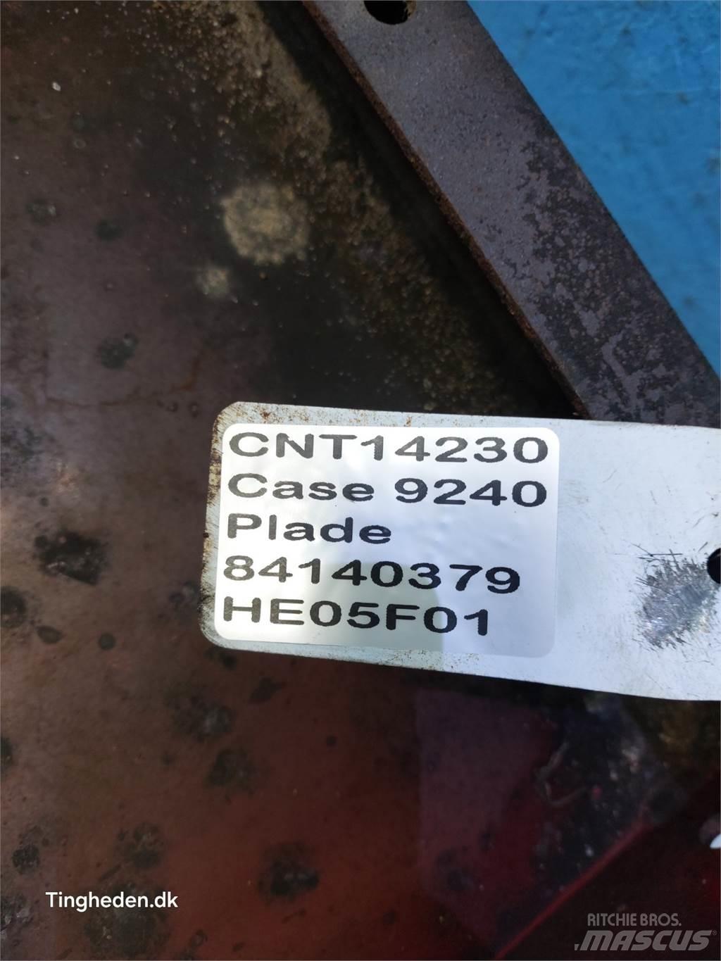 Case IH 9240 Combine Attachments