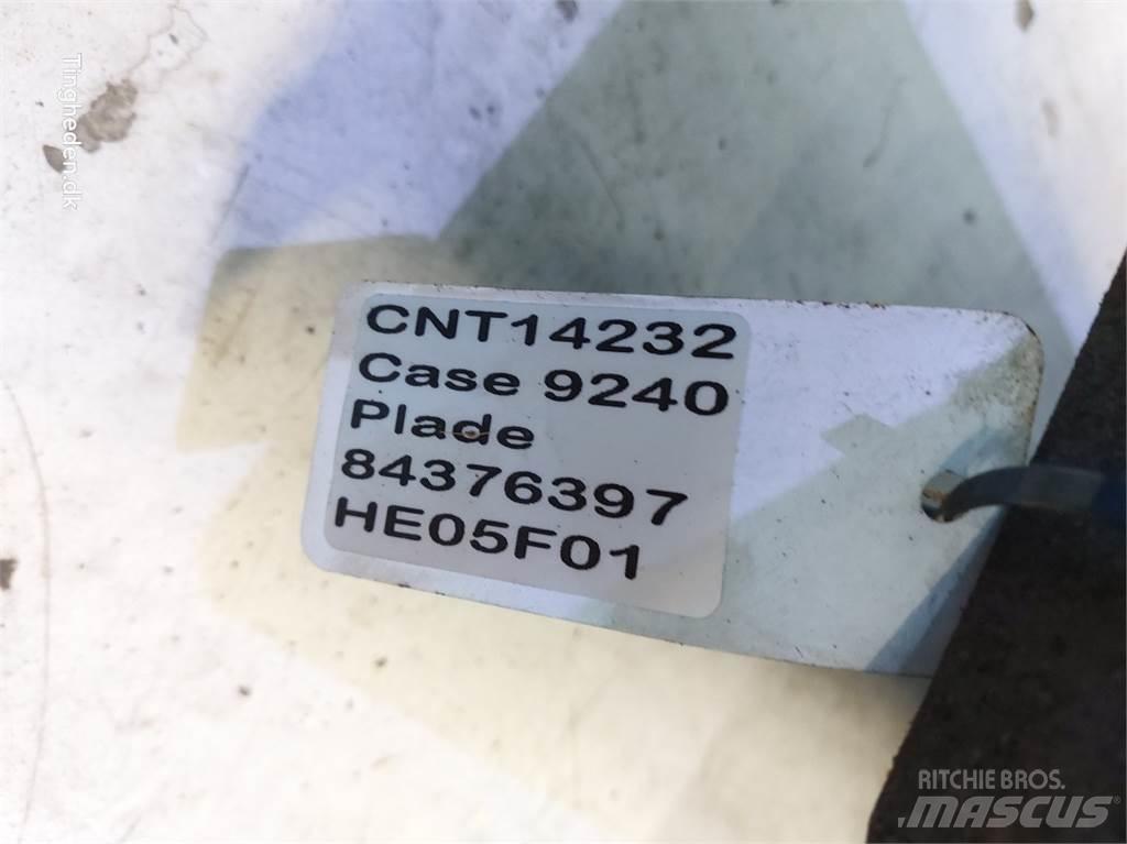 Case IH 9240 Combine Attachments