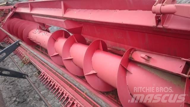 Case IH CF80 Combine Attachments