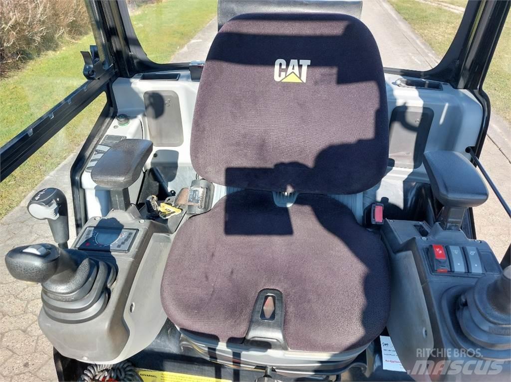 CAT 301.7D Mini Excavators <7t (Mini Diggers)