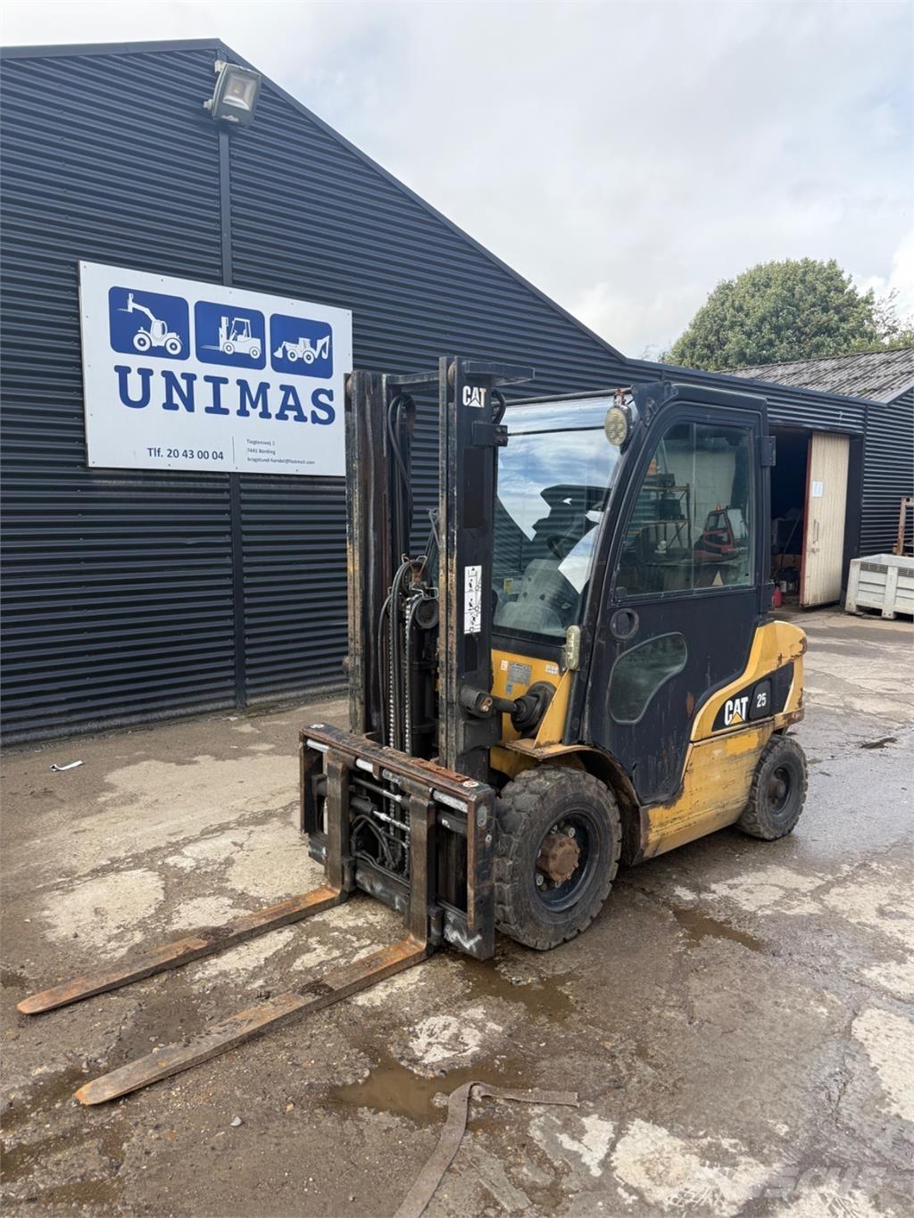 CAT DP25 Diesel Forklifts