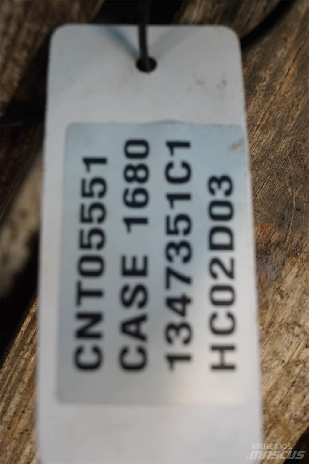 CLAAS 1680 Combine Attachments