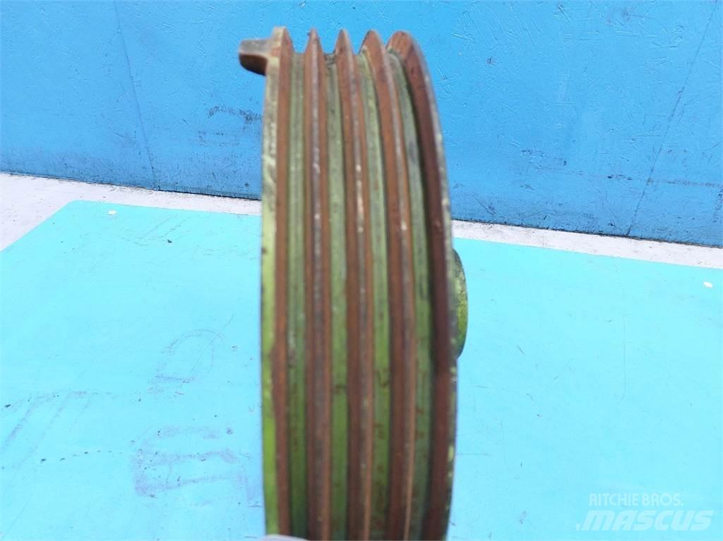 CLAAS Lexion 420 Farm Equipment - Others