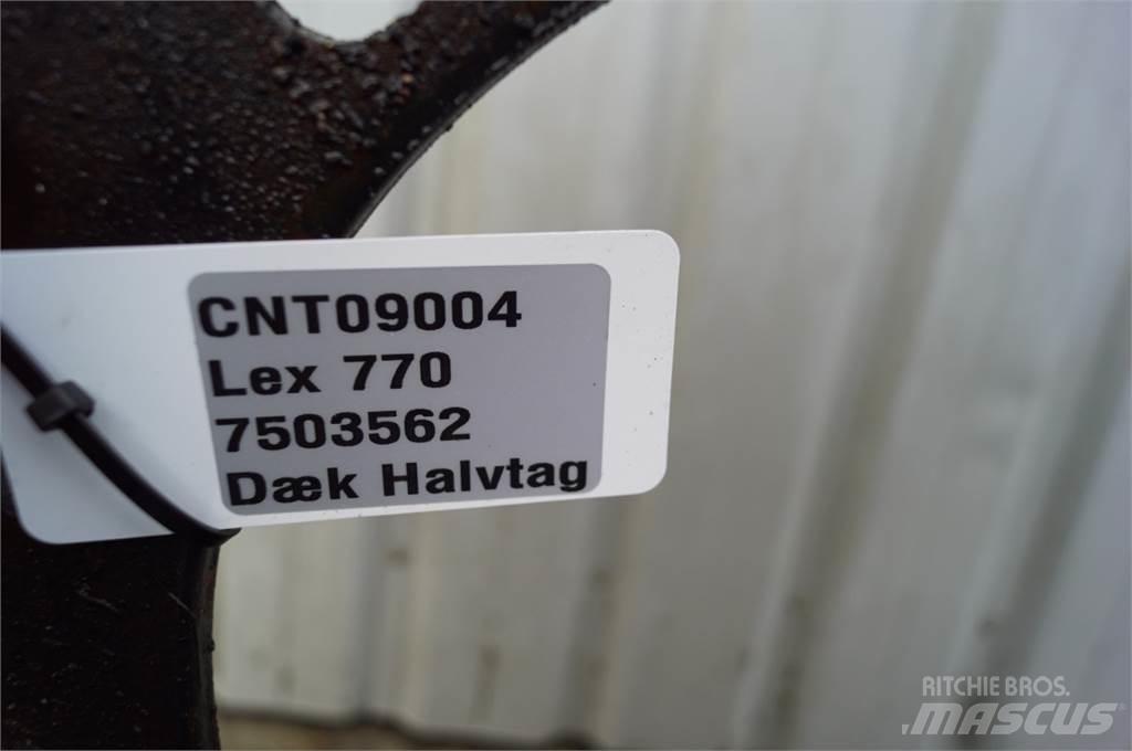 CLAAS Lexion 770 Combine Attachments