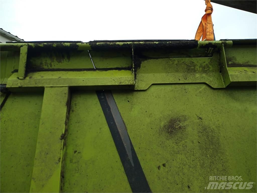 CLAAS Lexion 780 Farm Equipment - Others