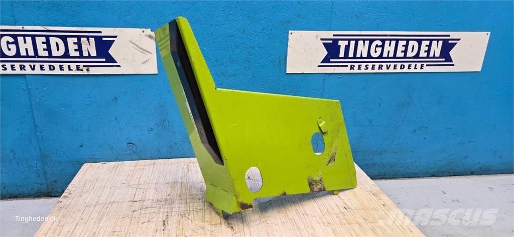 CLAAS V900 Combine Attachments