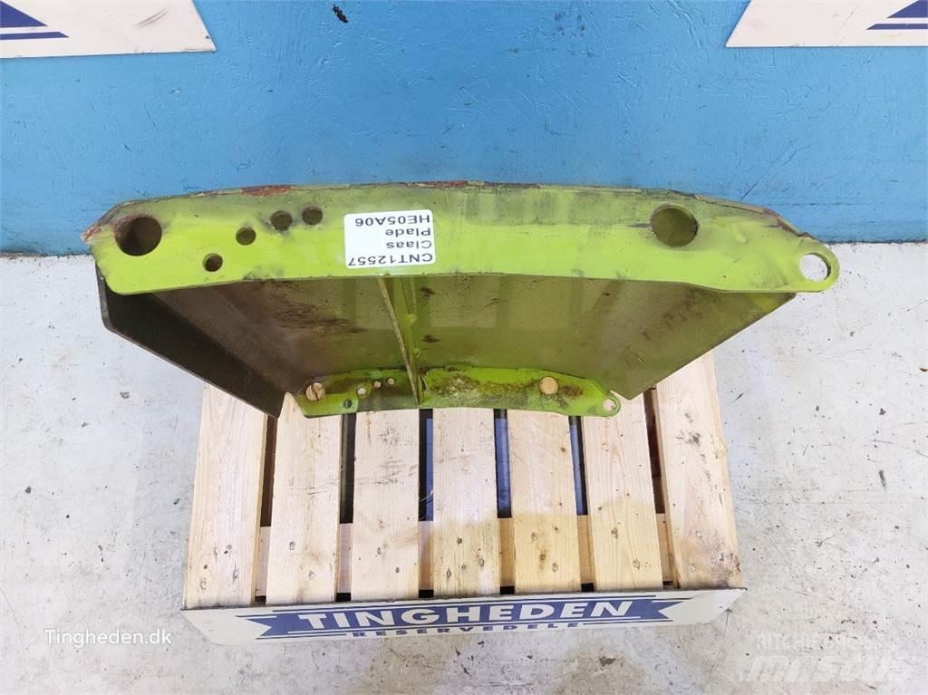 CLAAS V930 Combine Attachments