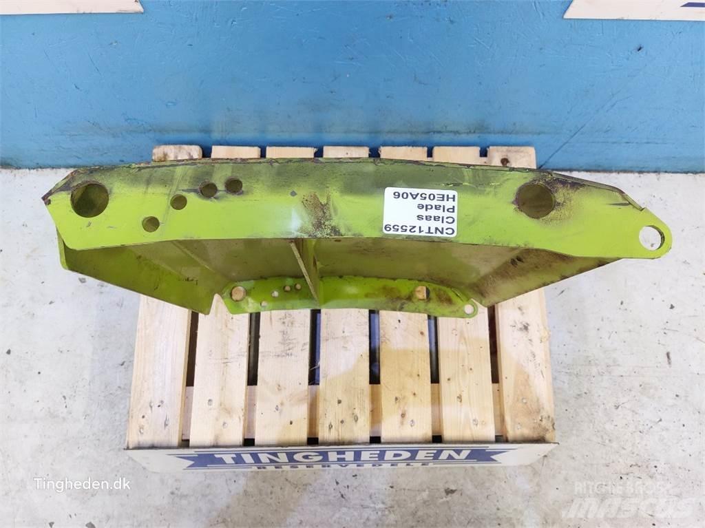 CLAAS V930 Combine Attachments