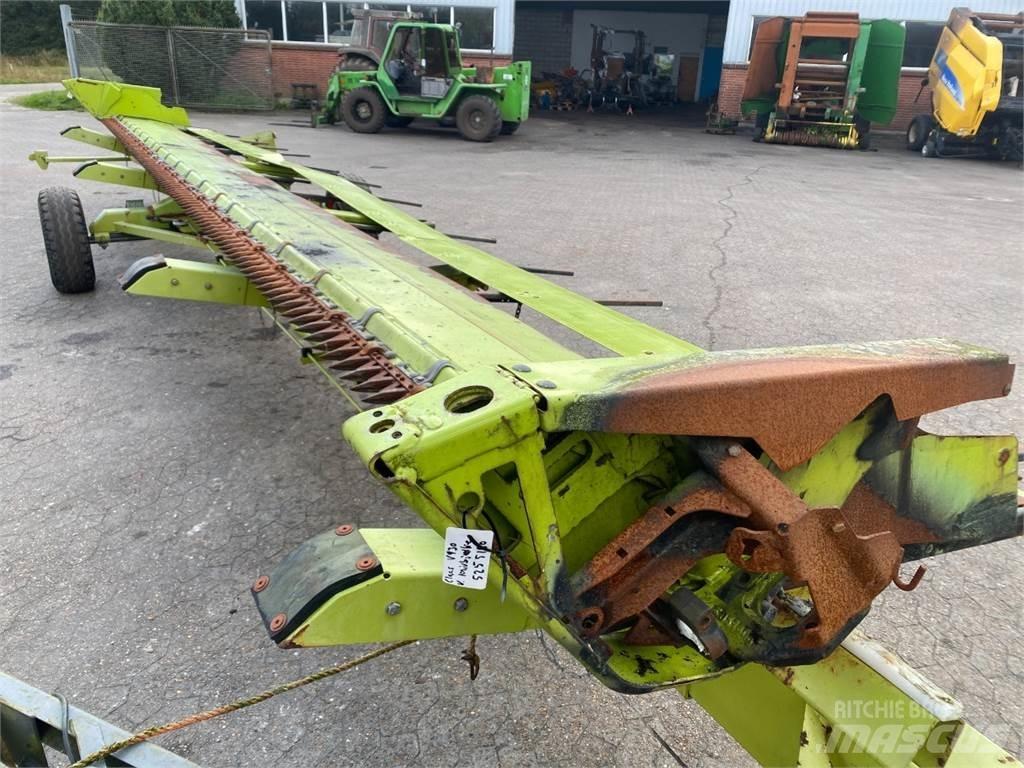 CLAAS V930 Combine Attachments