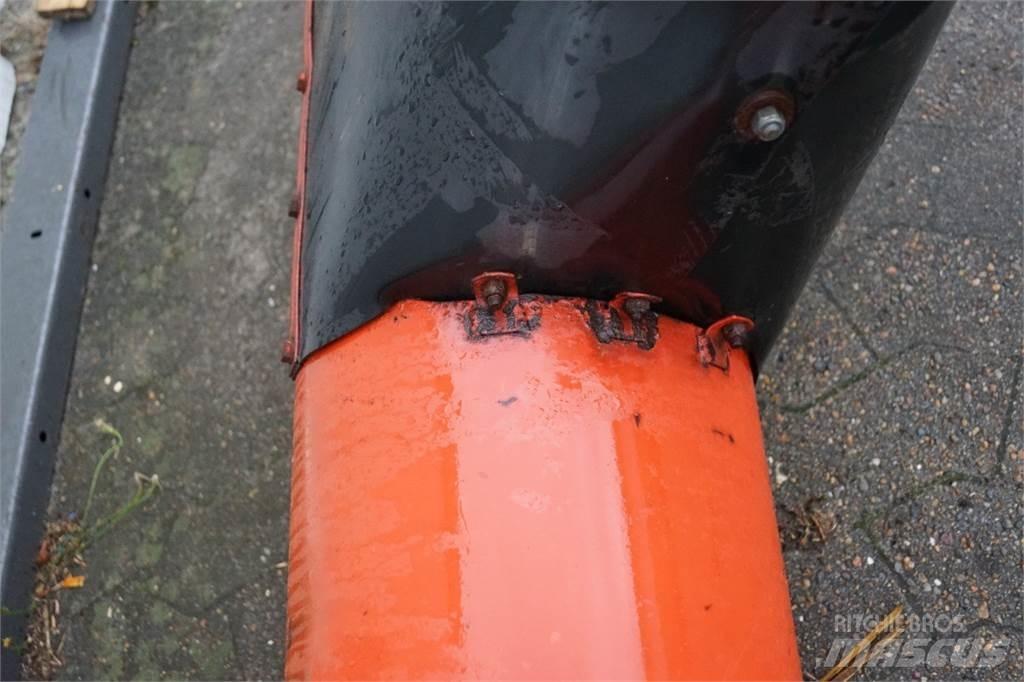 Deutz 3610 Combine Attachments