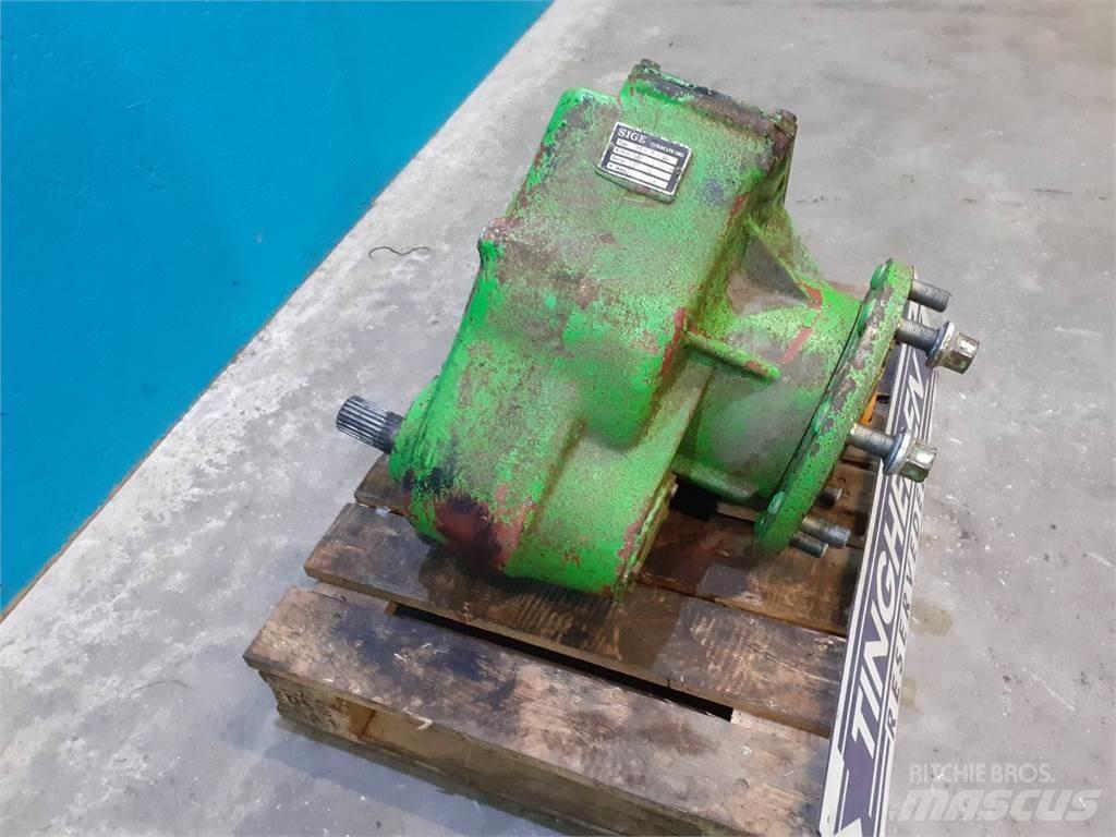 Deutz-Fahr 4060 Combine Attachments