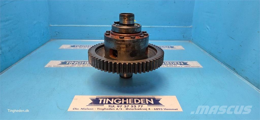 Deutz M2680 Transmission
