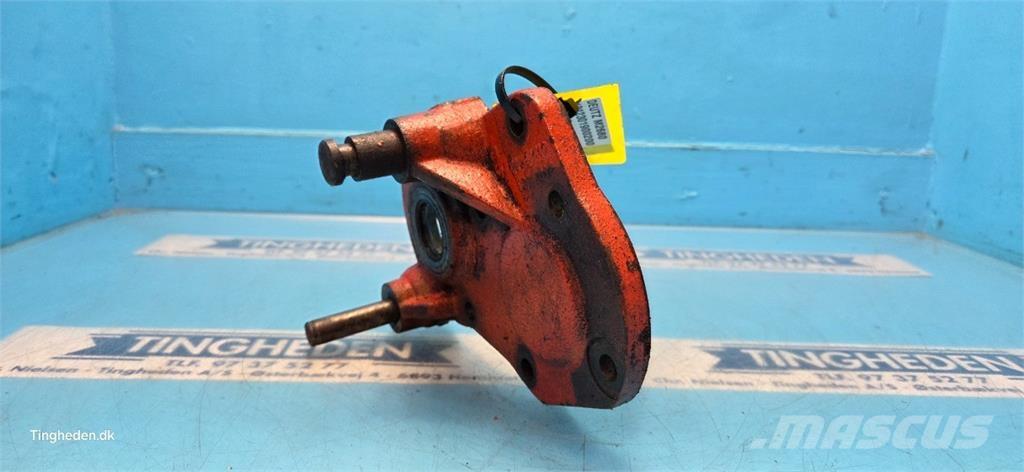 Deutz M2680 Transmission
