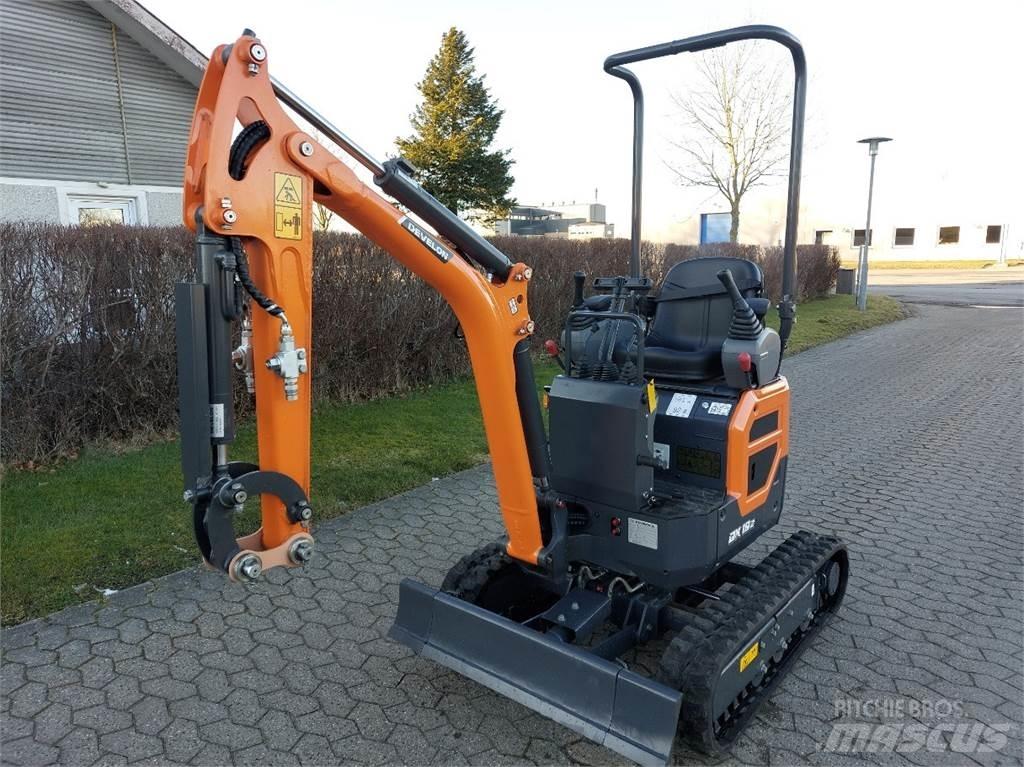 Develon DX10-7 Mini Excavators <7t (Mini Diggers)