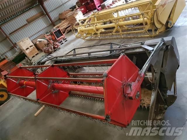 Dronningborg 12 Combine Attachments