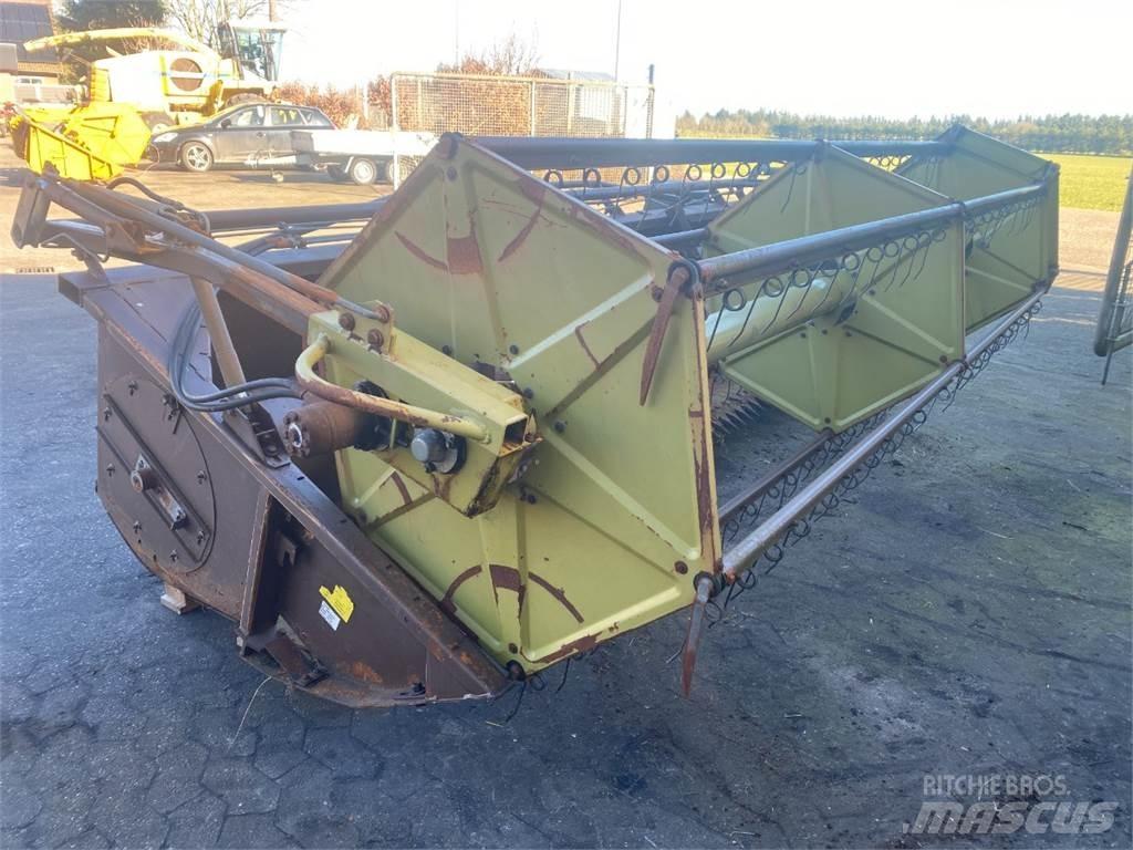 Dronningborg 12 Combine Attachments