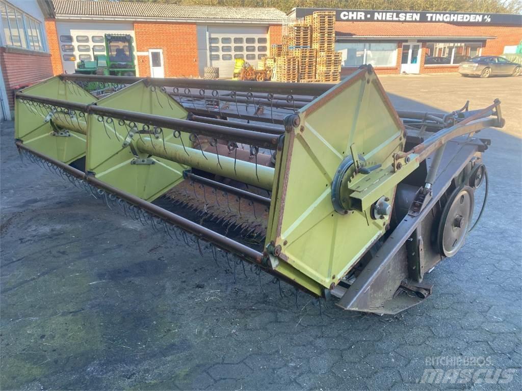 Dronningborg 12 Combine Attachments