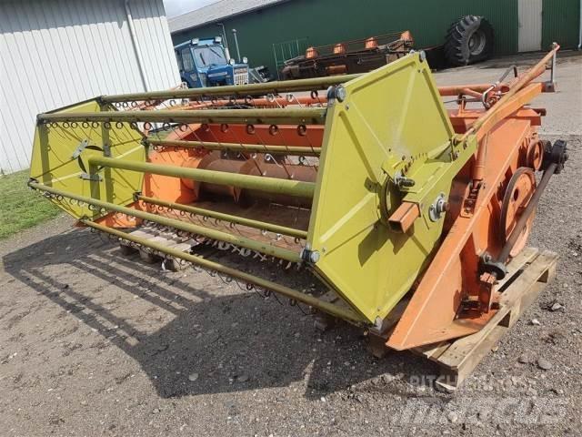 Dronningborg 9 Combine Attachments