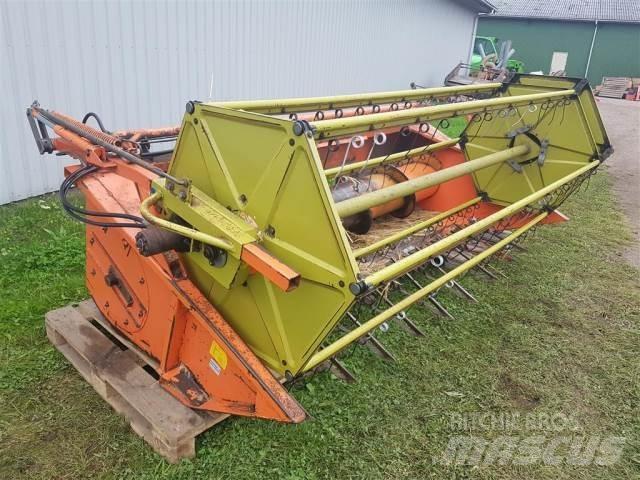Dronningborg 9 Combine Attachments